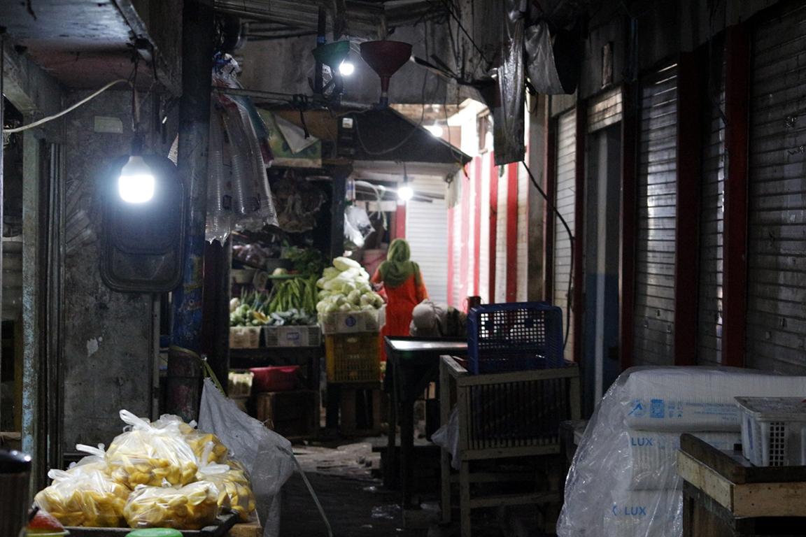 aktivitas-di-pasar-kembang-surabaya-1.jpg
