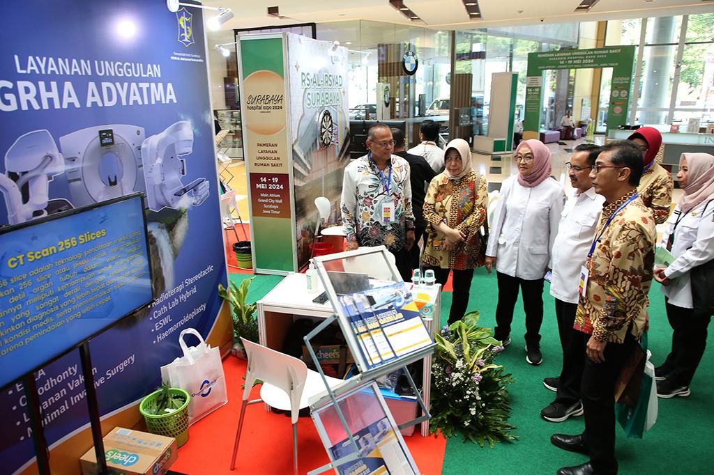 RSUD Soewandhie Pamerkan Layanan Berkelas dalam Surabaya Hospital Expo