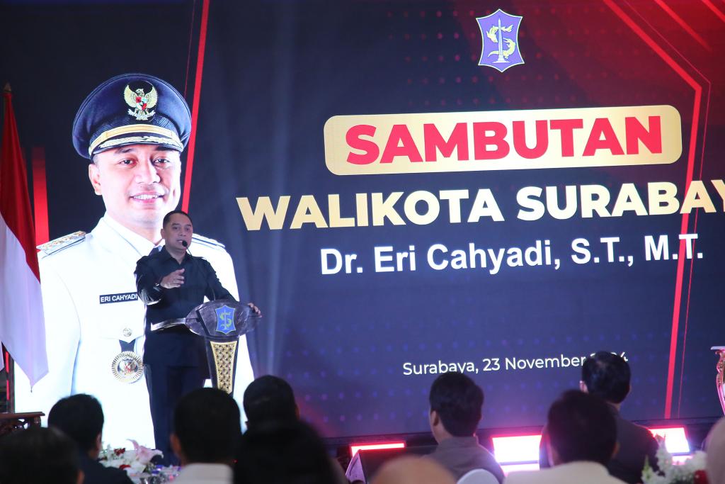 Restu Novi Serahkan Tugas PJs Wali Kota Surabaya kepada Eri Cahyadi