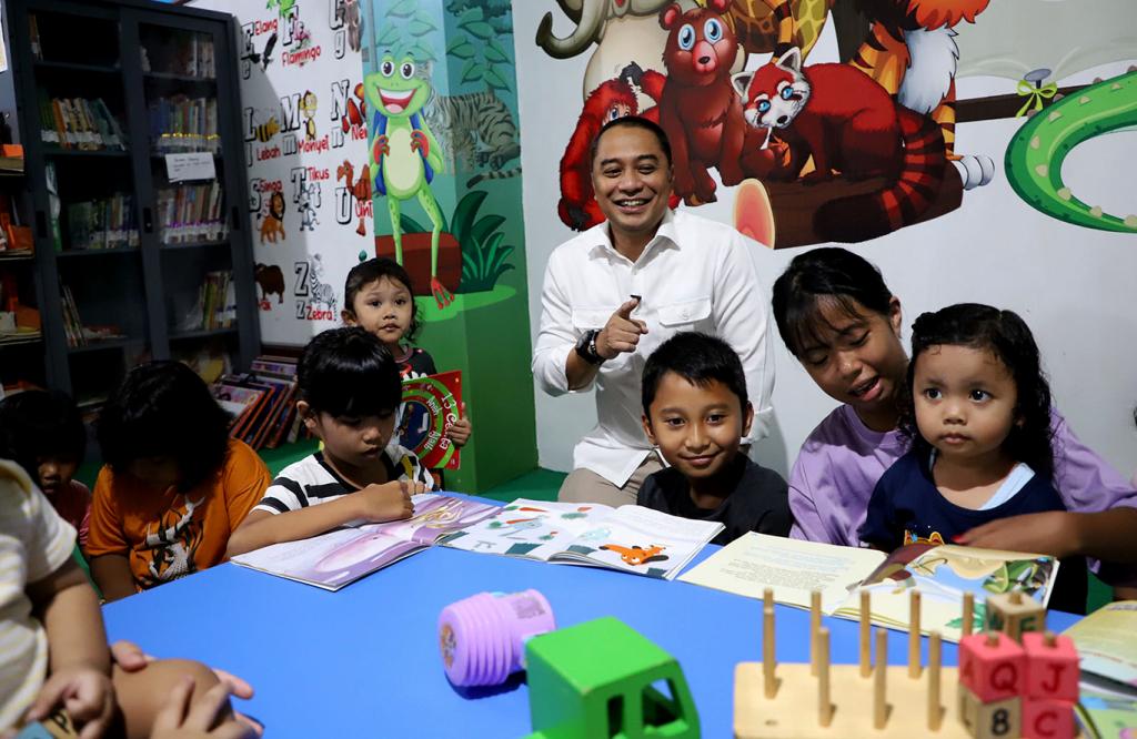 Sinau dan Ngaji Bareng di Balai RW Terus Diperkuat Wali Kota Eri