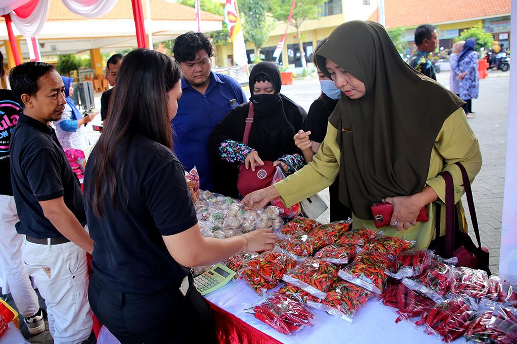 Pemkot Surabaya Kendalikan Inflasi di Semester Pertama 2024