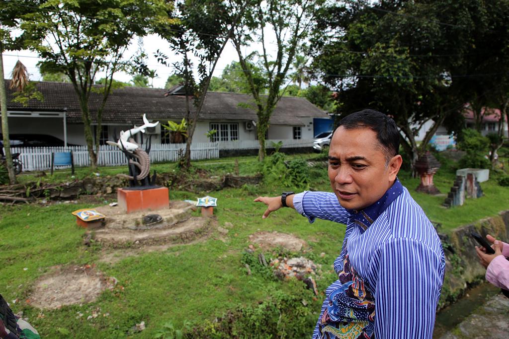 Wali Kota Eri Pugar Tugu Surabaya di Kota Balikpapan, Tetenger dan Keguyuban Warga