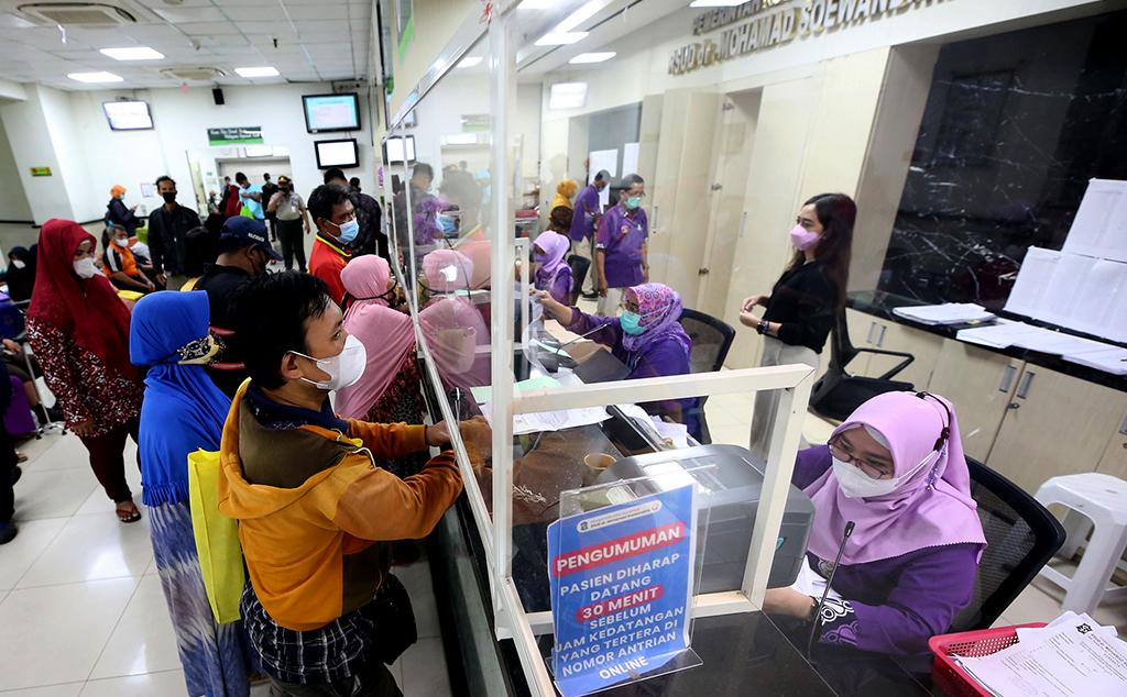 Penuhi Kebutuhan Nakes, Pemkot Surabaya Siap Buka Akademi Perawat