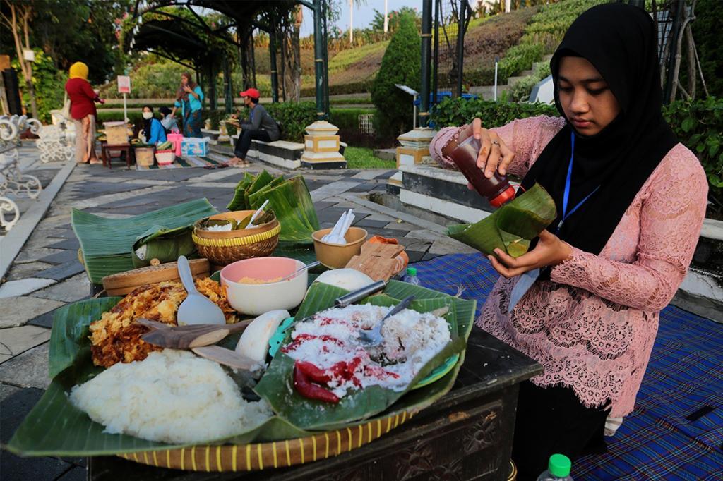Pemkot Surabaya Kebut Sertifikasi Halal untuk UMKM Mamin