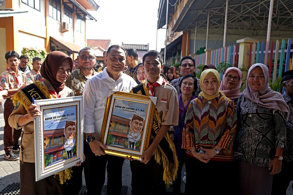 Berikan Motivasi Siswa GIKI 1 Surabaya, Wali Kota Eri Cahyadi Minta Tak Bedakan Sekolah