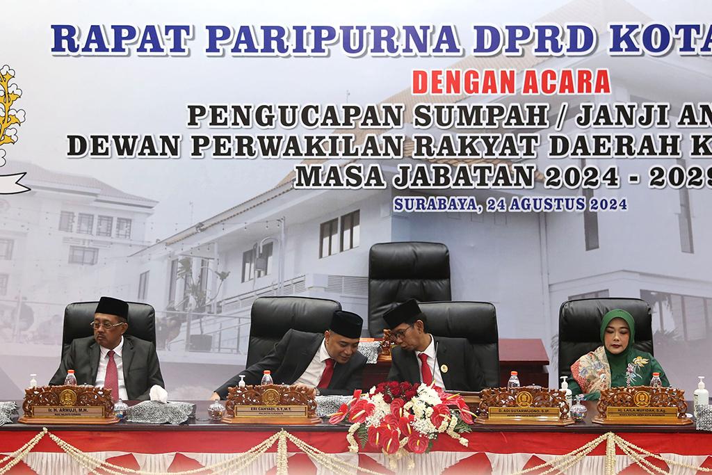 Wali Kota Eri Ajak Anggota DPRD Kota Surabaya Tingkatkan Sinergitas