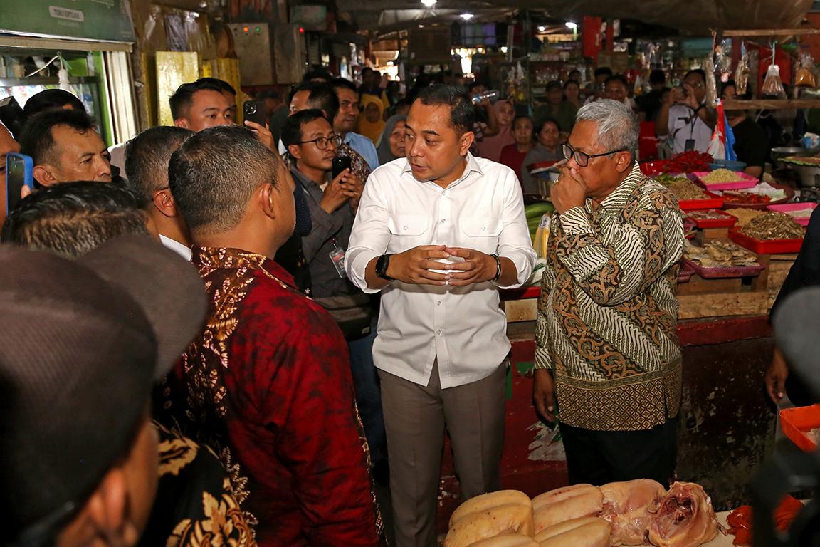 Jaga Stabilitas Harga, Wali Kota Eri Minta Pasar Kembang Dilengkapi Kios TPID